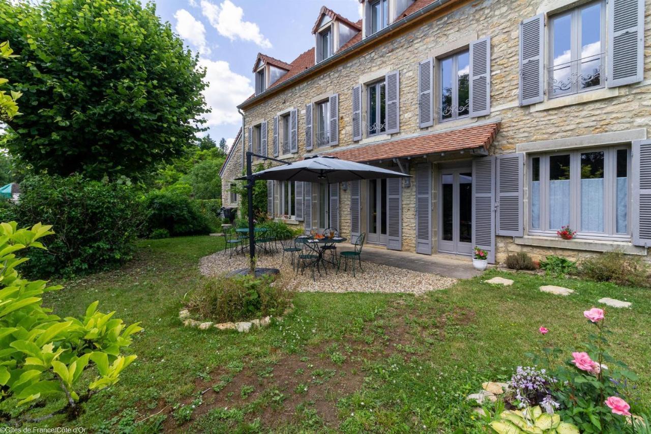 Chez Sophie Et Benoit Panzió La Bussière-sur-Ouche Kültér fotó
